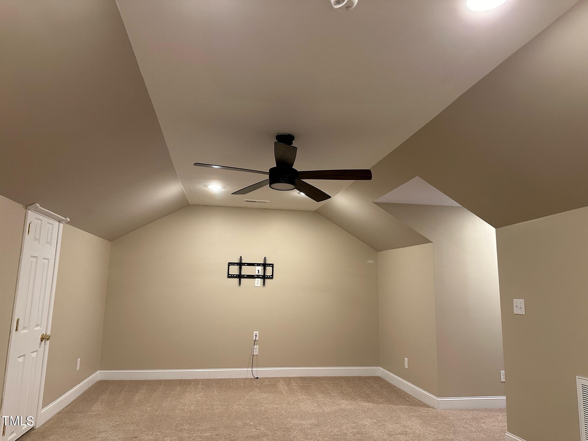 11109 Maplecroft Court Raleigh, NC 27617 - Photo 31 of 36 image9