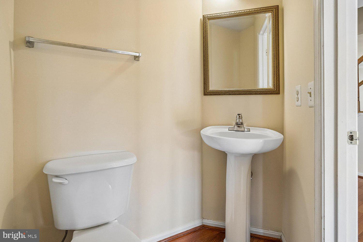 14677 Cloverdale Road Woodbridge, VA 22193 - Photo 30 of 72 Powder Room