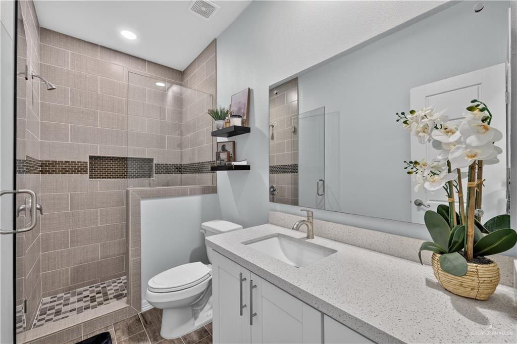 2010 King Road San Juan, TX 78589 - Photo 5 of 30