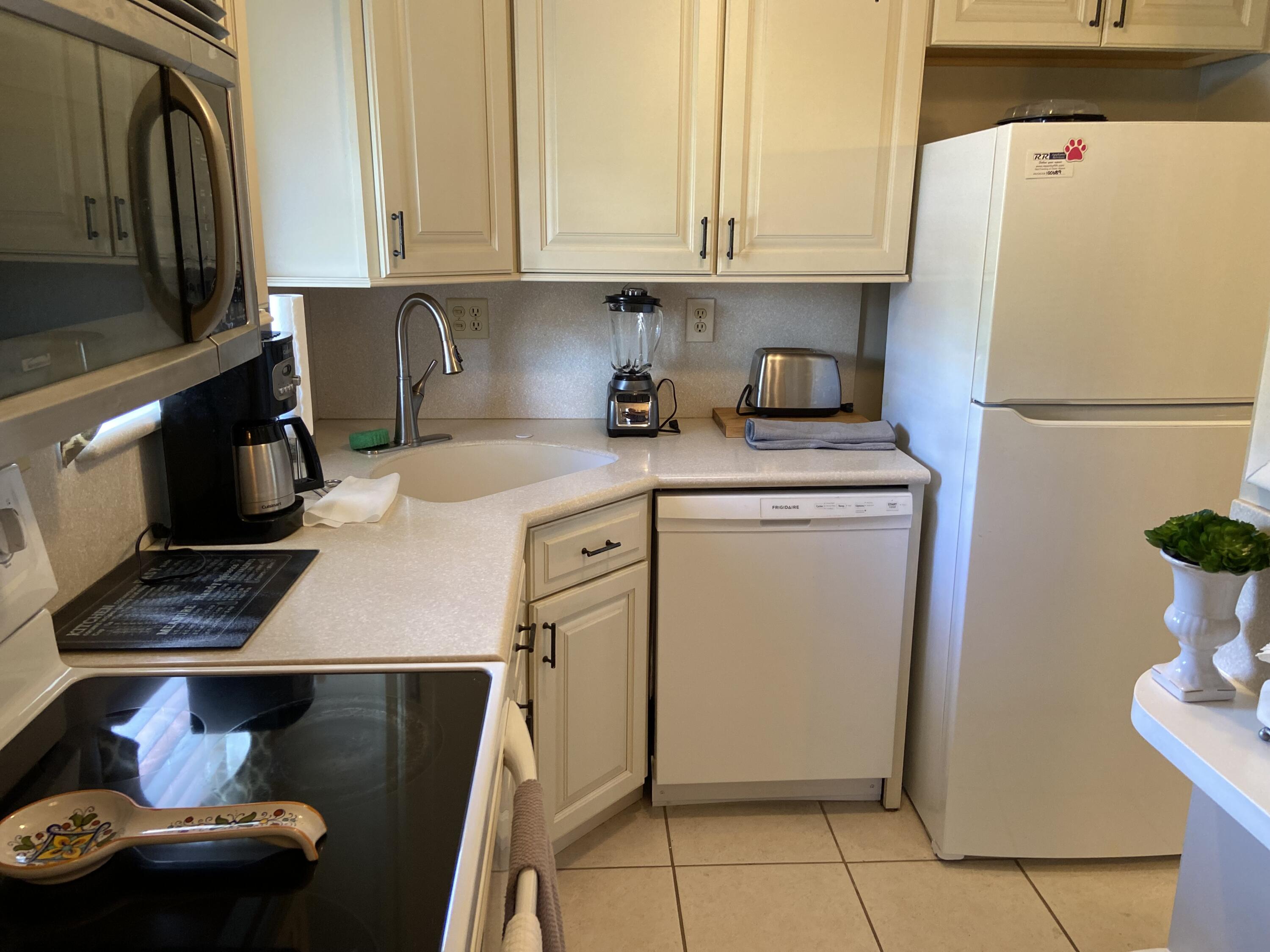 1951 Southwest Palm City Road, Unit 26D Stuart, FL 34994 - Photo 6 of 16 IMG_2806