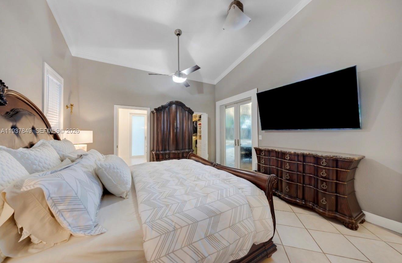 3190 Southwest 133rd Place Miami, FL 33175 - Photo 15 of 34