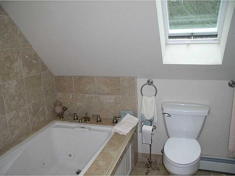 1 Isthmus Road Foster, RI 02825 - Photo 14 of 25 Master Bath/Spa.