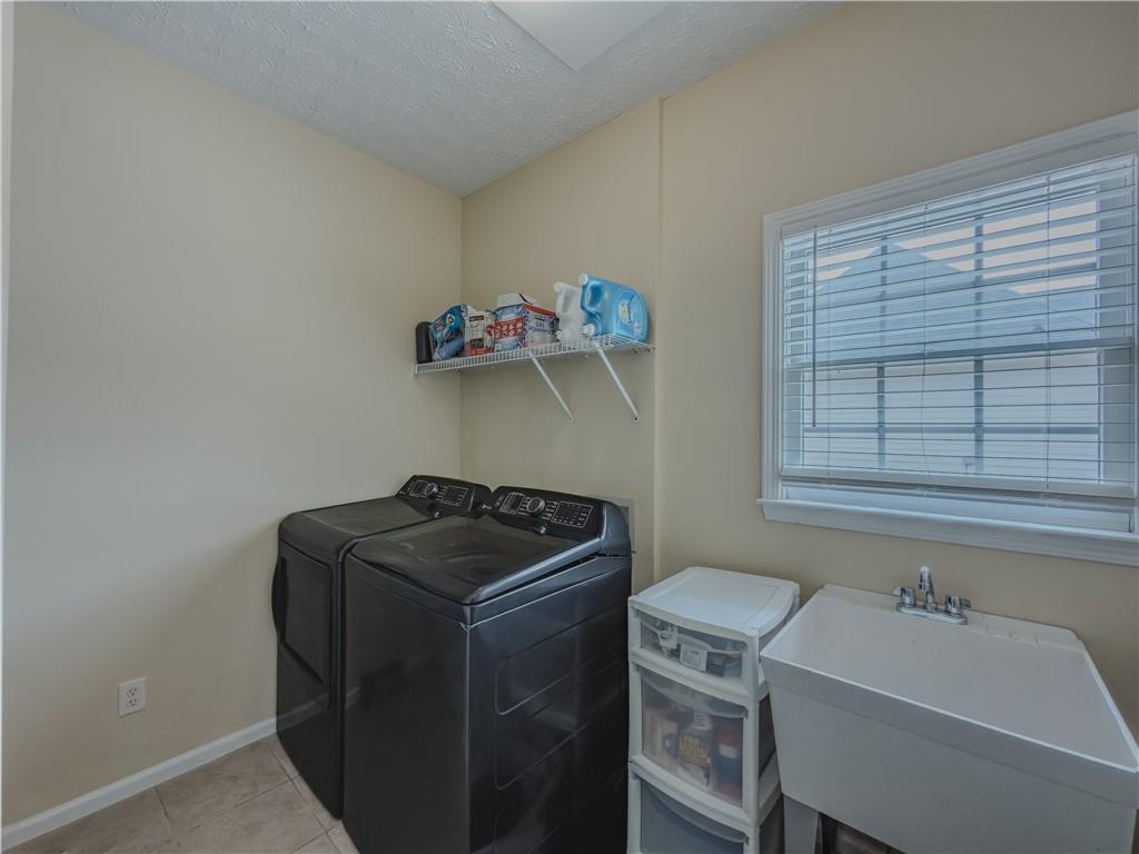 1116 Maple Creek Ridge Loganville, GA 30052 - Photo 28 of 64
