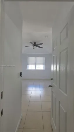 $3,550 | 5570 Northwest 107th Avenue, Unit 902, Doral, FL 33178