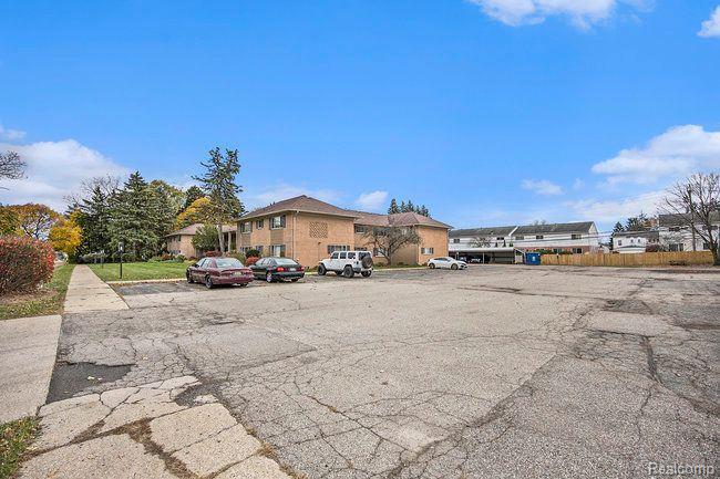 2245 Walton Boulevard, Unit 57 Rochester Hills, MI 48309 - Photo 14 of 15