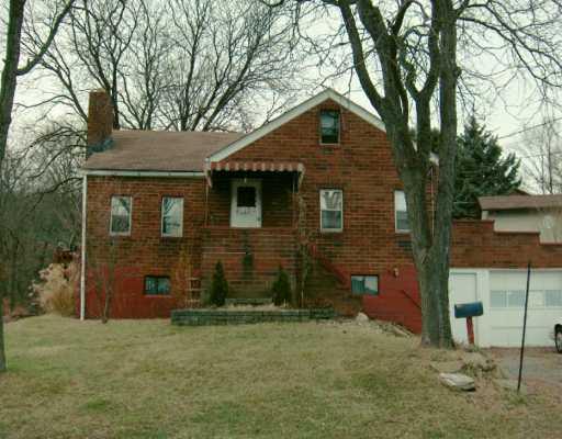 44 Tenan Street Burgettstown, PA 15021 - Photo 1 of 8 Exterior Front.