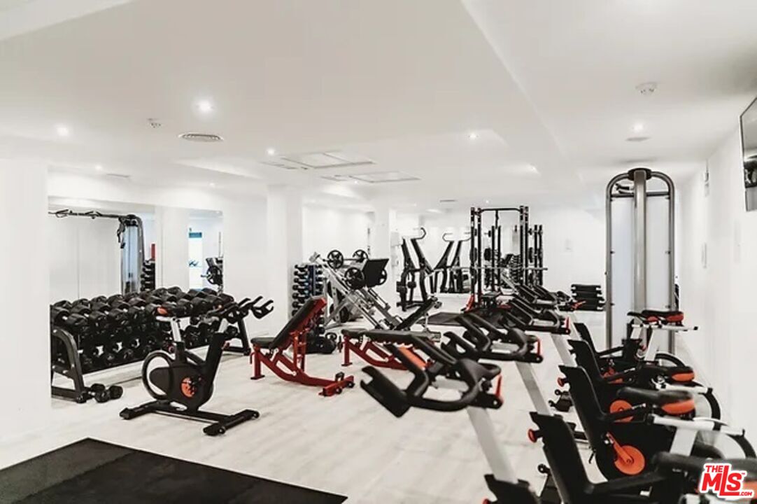 2847 Leeward Avenue, Unit 607 Los Angeles, CA 90005 - Photo 14 of 14 a view of a room with gym equipment