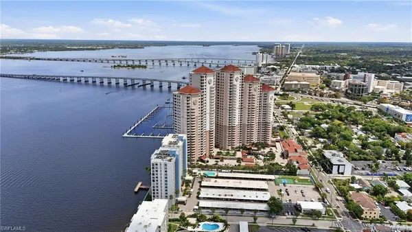 $699,000 | 2104 West First Street, Unit 1702, Fort Myers, FL 33901