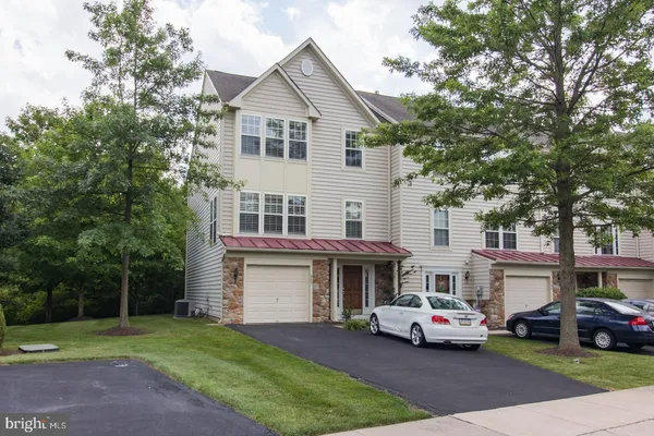 $3,300 | 205 Devon Court, North Wales, PA 19454