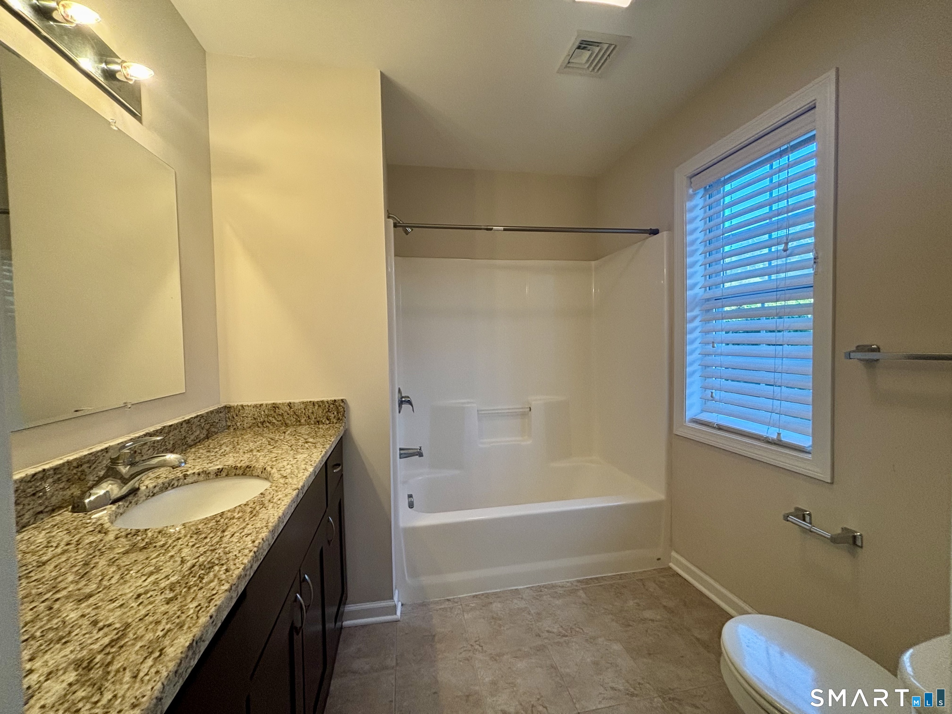 130 Meridian Street, Unit 309 Groton, CT 06340 - Photo 22 of 32