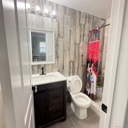 $2,800 | 76-19 85th Drive, Unit 2 | Woodhaven