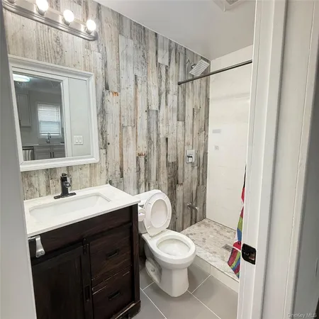 $2,800 | 76-19 85th Drive, Unit 2 | Woodhaven