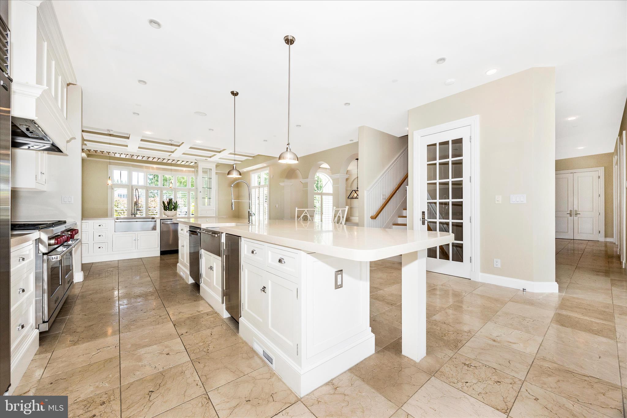 21612 Ripplemead Drive Gaithersburg, MD 20882 - Photo 22 of 129 Kitchen
