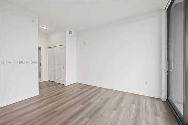 $3,258 | 101 Diplomat Parkway, Unit 1205, Hallandale Beach, FL 33009
