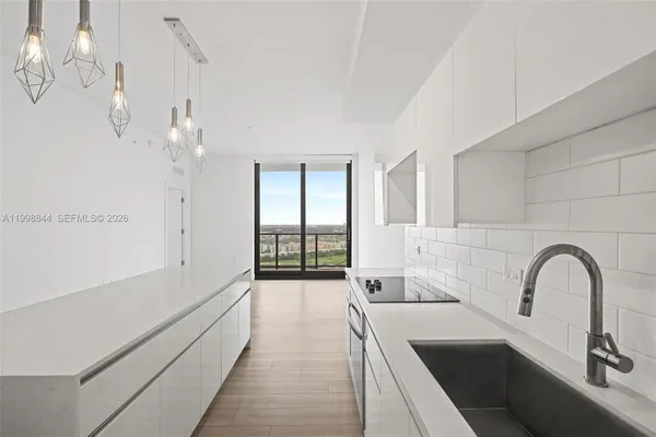 $3,258 | 101 Diplomat Parkway, Unit 1205, Hallandale Beach, FL 33009