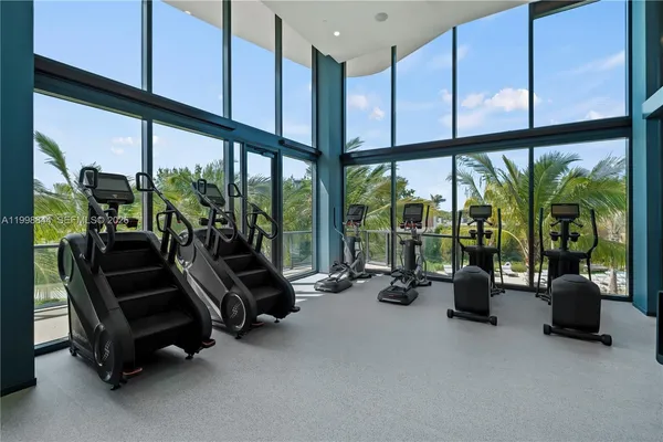 $3,258 | 101 Diplomat Parkway, Unit 1205, Hallandale Beach, FL 33009