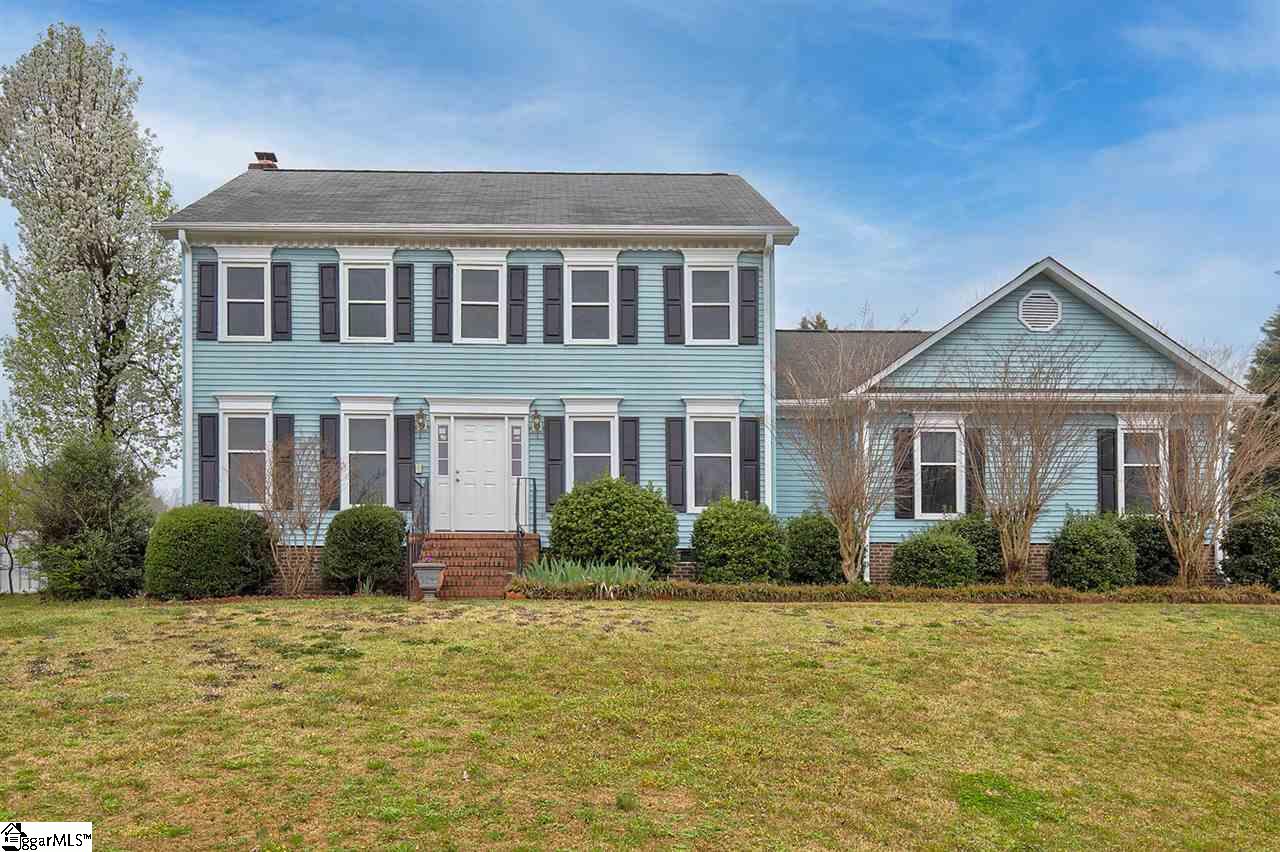 221 Roberts Farm Road Simpsonville, SC 29681 - Photo 1 of 35 Gallery Image 1
