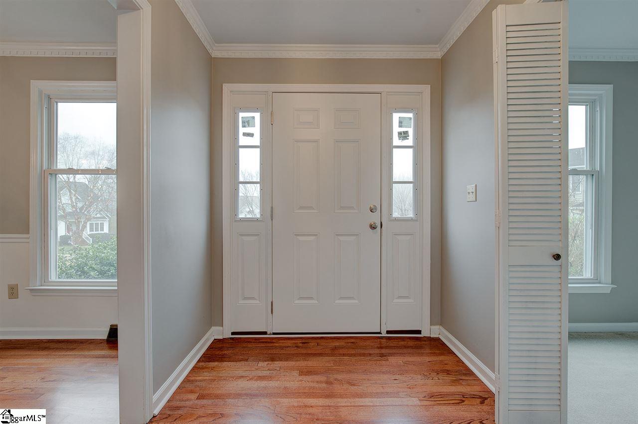 221 Roberts Farm Road Simpsonville, SC 29681 - Photo 3 of 35 Gallery Image 3