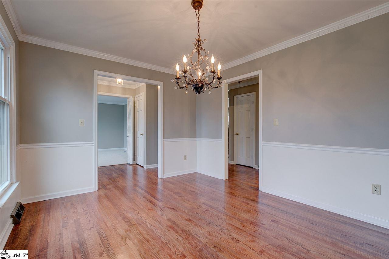 221 Roberts Farm Road Simpsonville, SC 29681 - Photo 8 of 35 Gallery Image 8