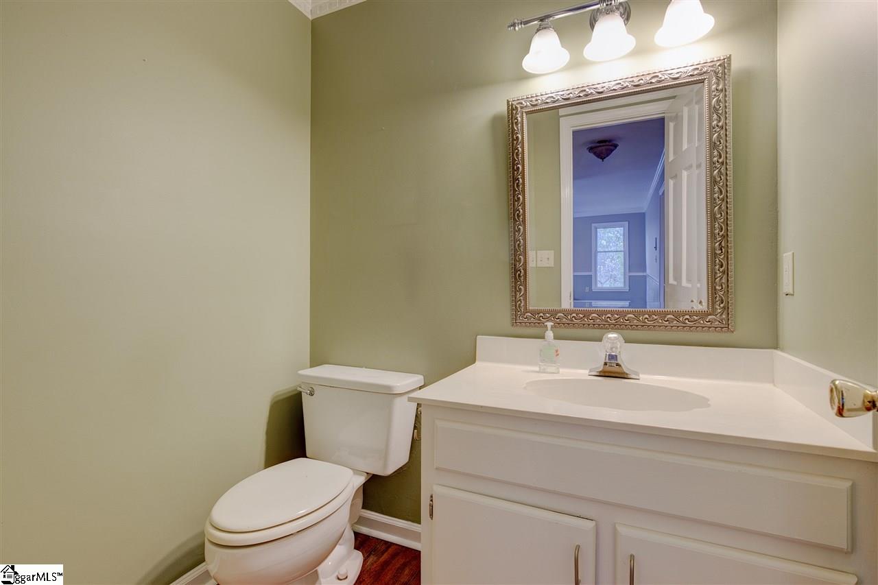221 Roberts Farm Road Simpsonville, SC 29681 - Photo 10 of 35 Gallery Image 10