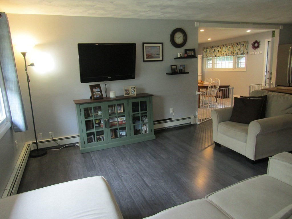 185 Nicholas Road Raynham, MA 02767 - Photo 15 of 26