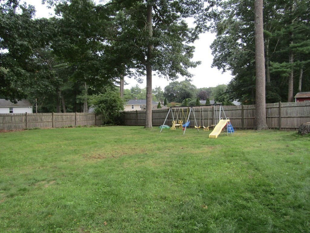 185 Nicholas Road Raynham, MA 02767 - Photo 25 of 26