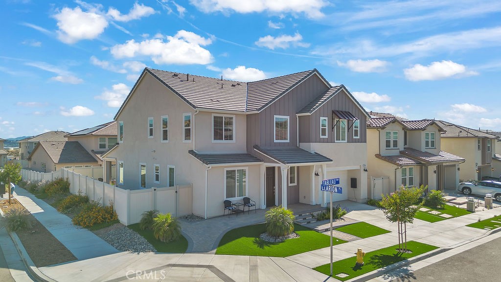 18100 Tableau Way Saugus, CA 91350 - Photo 2 of 49