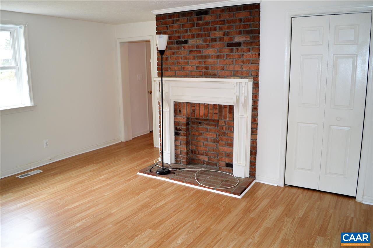 16862 Louisa Road Louisa, VA 23093 - Photo 6 of 22 Gallery Image 6