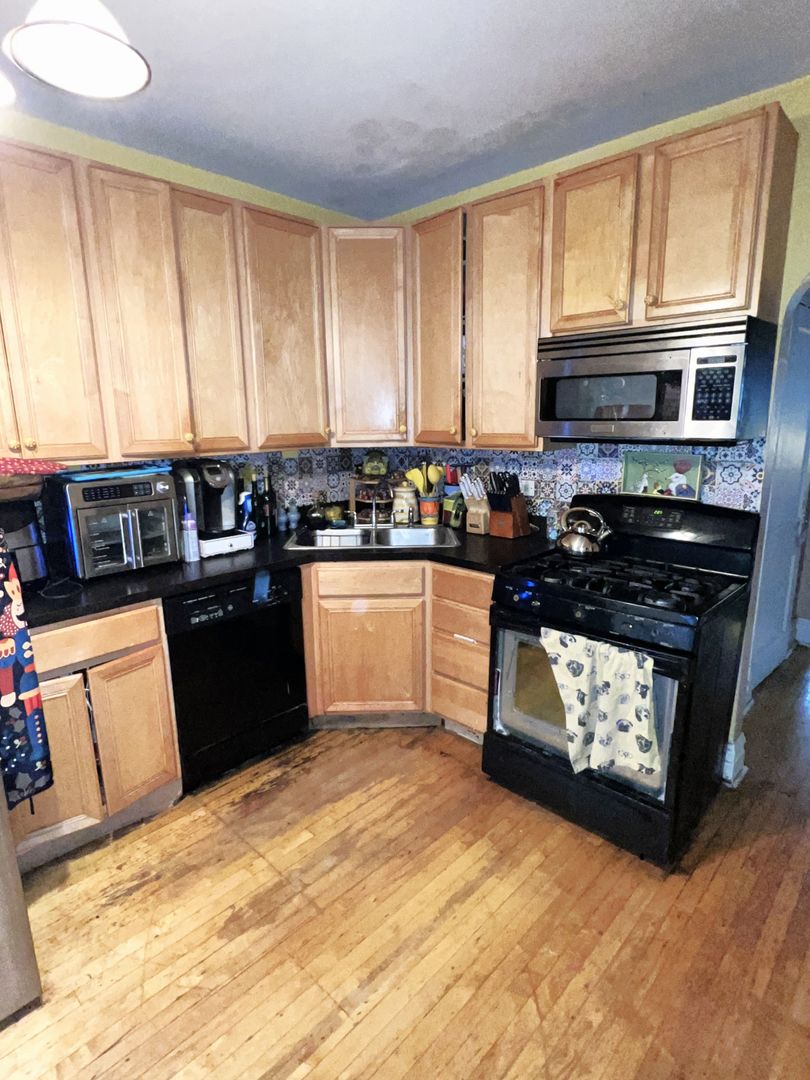 4207 North Drake Avenue Chicago, IL 60618 - Photo 17 of 32