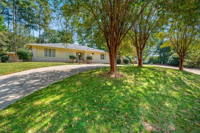 $610,000 | 30 Pinto Court, Spartanburg, SC 29307