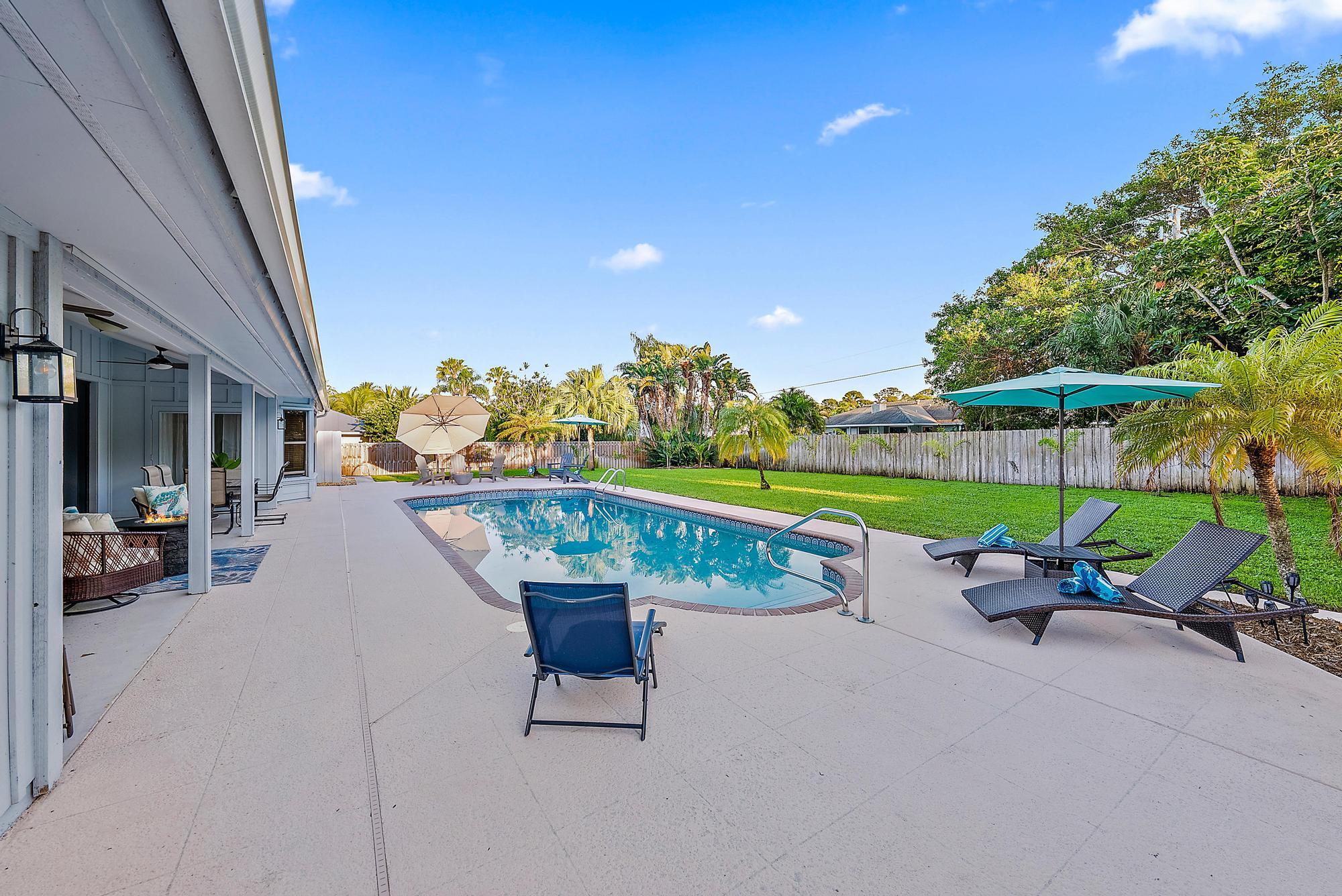8422 Southeast Quail Ridge Way Hobe Sound, FL 33455 - Photo 25 of 42 Pool Patio East Side