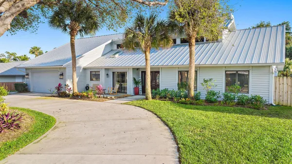 $929,000 | 8422 Southeast Quail Ridge Way, Hobe Sound, FL 33455