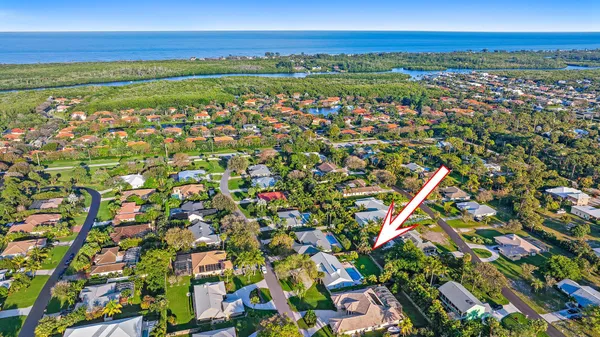 $929,000 | 8422 Southeast Quail Ridge Way, Hobe Sound, FL 33455