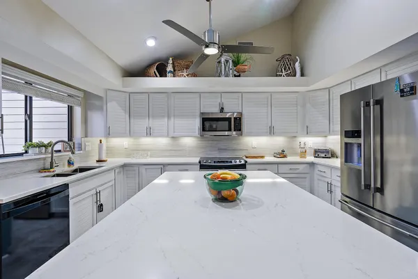 $929,000 | 8422 Southeast Quail Ridge Way, Hobe Sound, FL 33455