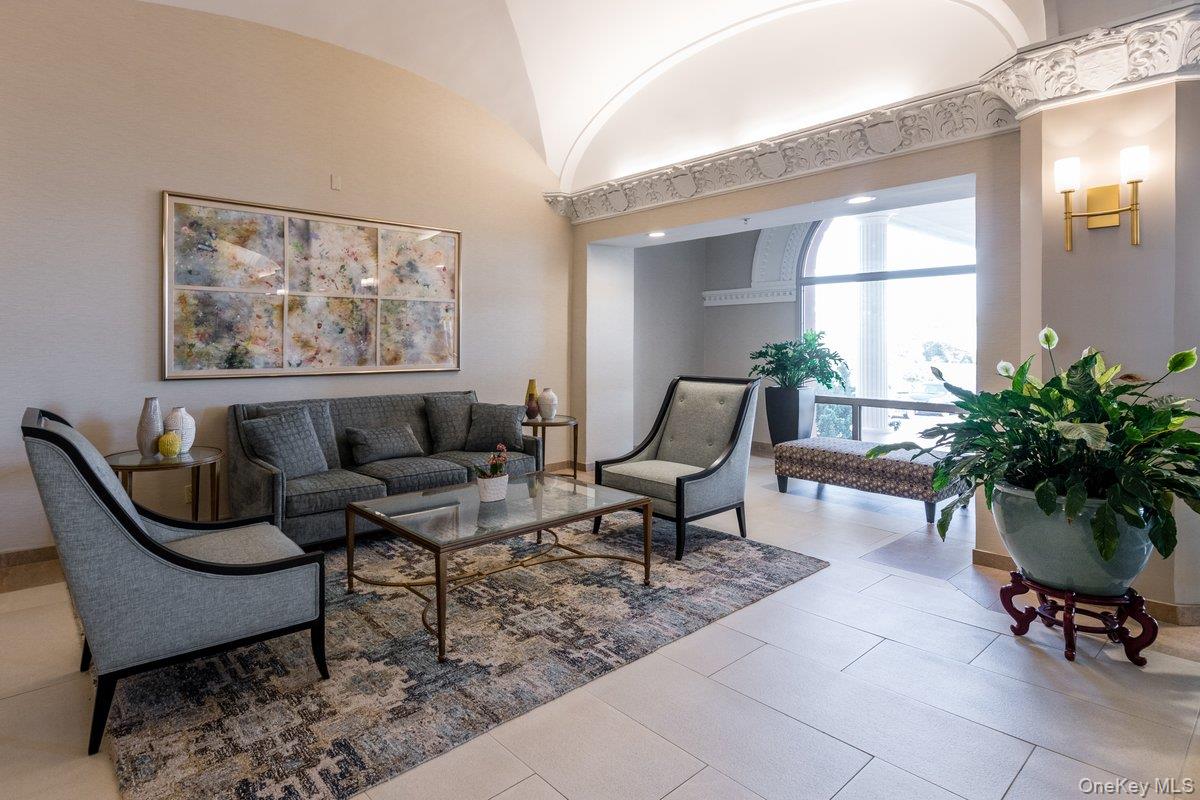 2 Richmond Road, Unit 5E Lido Beach, NY 11561 - Photo 16 of 27