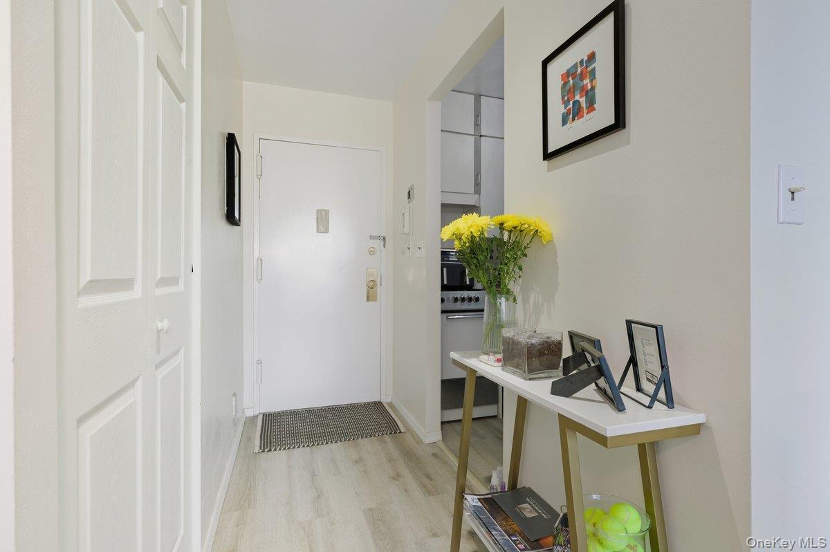 2 Richmond Road, Unit 5E Lido Beach, NY 11561 - Photo 2 of 27