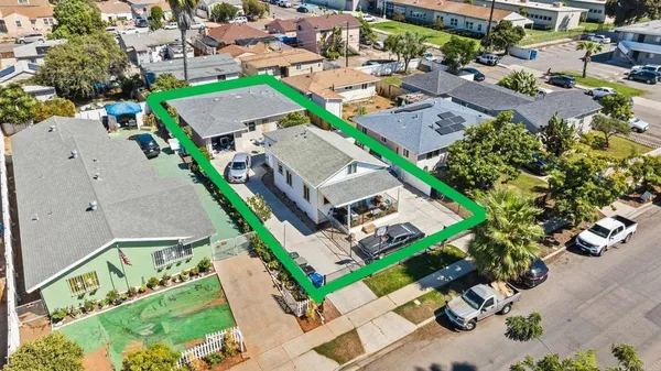 $1,100,000 | 139 1/2 Woodlawn Avenue, Chula Vista, CA 91910