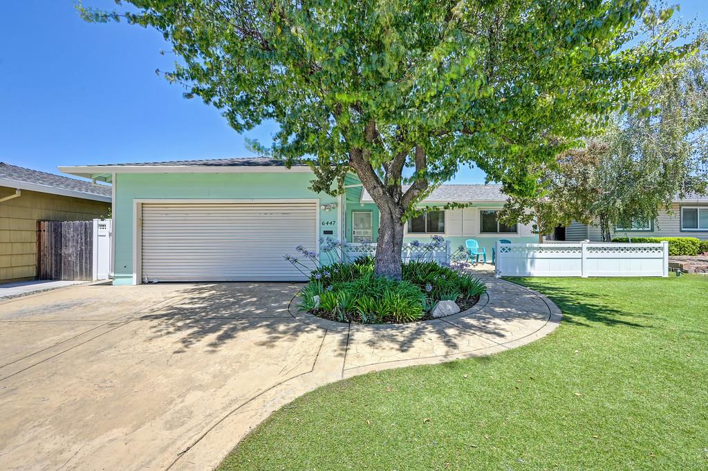 6447 Rexford Way Carmichael, CA 95608 - Photo 1 of 33