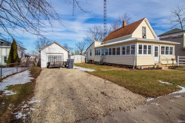 $104,900 | 424 West Hickory Street, Union City, IN 47390