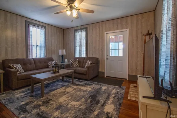 $104,900 | 424 West Hickory Street, Union City, IN 47390