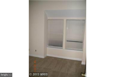 13700 Modrad Way, Unit 8A32 Silver Spring, MD 20904 - Photo 17 of 30 Bedroom