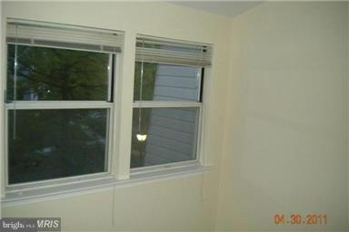 13700 Modrad Way, Unit 8A32 Silver Spring, MD 20904 - Photo 20 of 30 Bedroom
