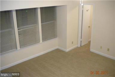 13700 Modrad Way, Unit 8A32 Silver Spring, MD 20904 - Photo 24 of 30 Bedroom (Master)