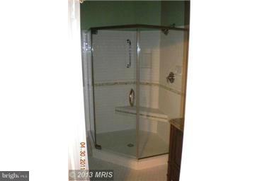 13700 Modrad Way, Unit 8A32 Silver Spring, MD 20904 - Photo 30 of 30 Bath (Master)