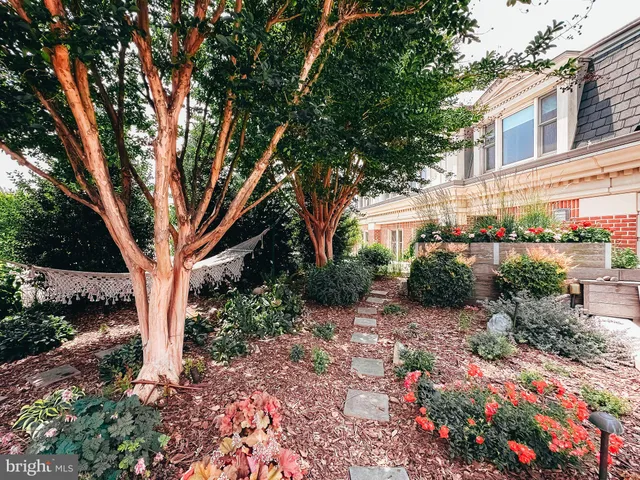 $1,800,000 | 801 Key Highway, Unit T11, Baltimore, MD 21230