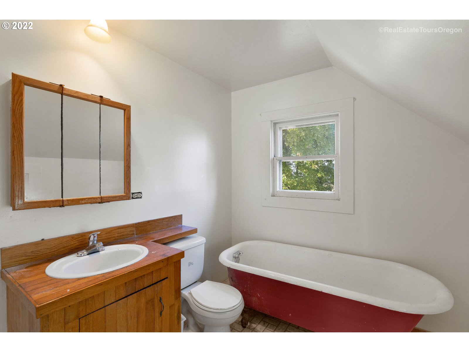 7595 Northeast Hendricks Road Carlton, OR 97111 - Photo 22 of 32 Gallery Image 22