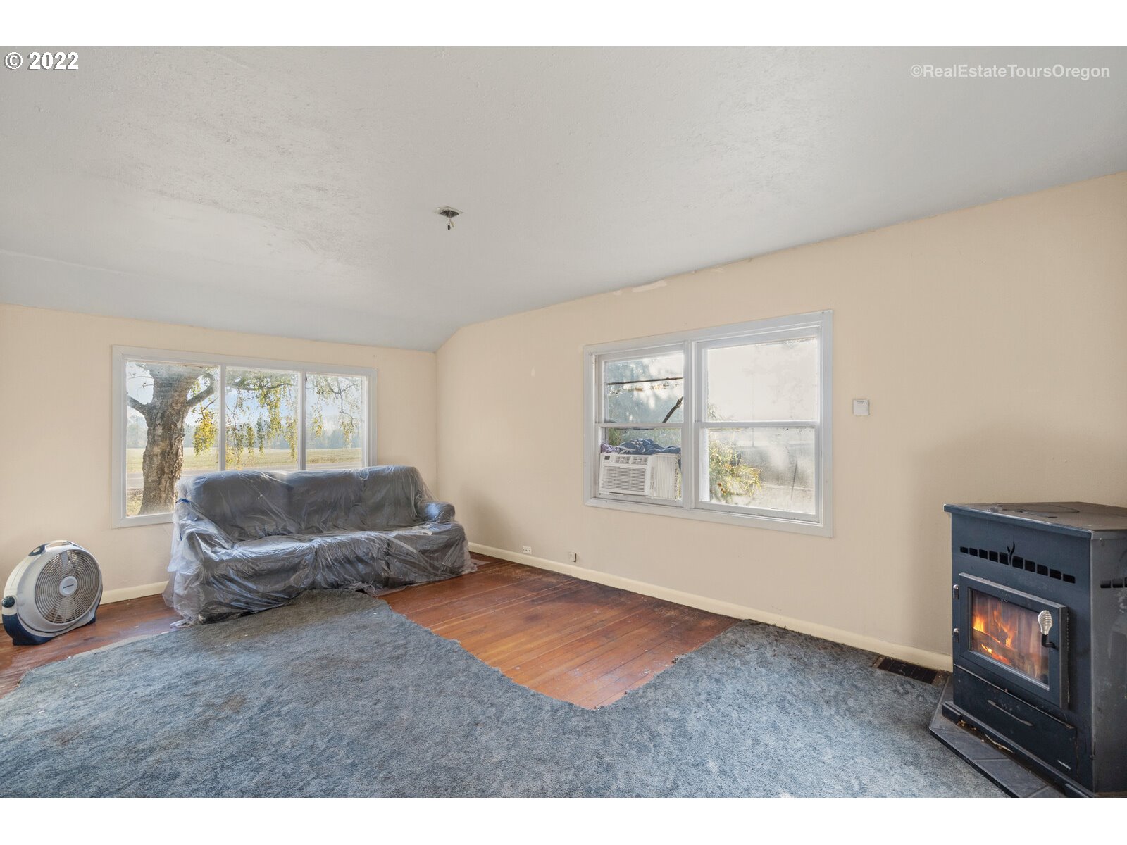7595 Northeast Hendricks Road Carlton, OR 97111 - Photo 5 of 32 Gallery Image 5