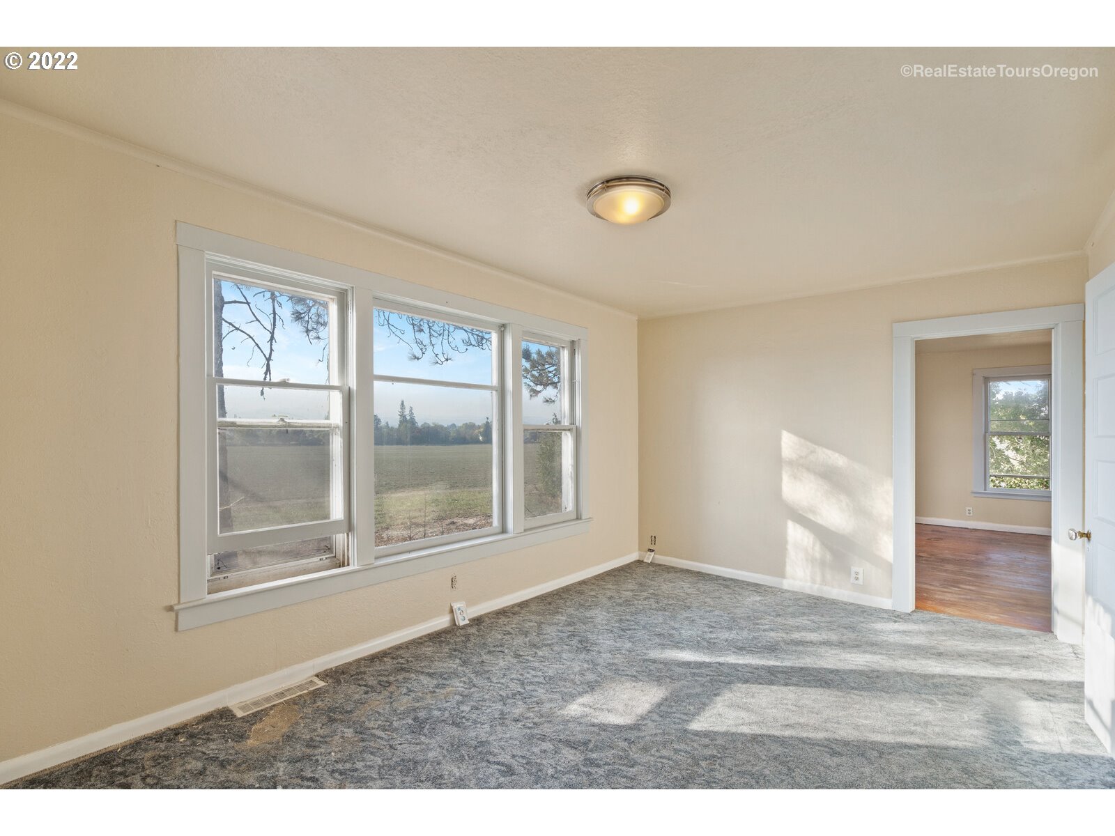 7595 Northeast Hendricks Road Carlton, OR 97111 - Photo 8 of 32 Gallery Image 8