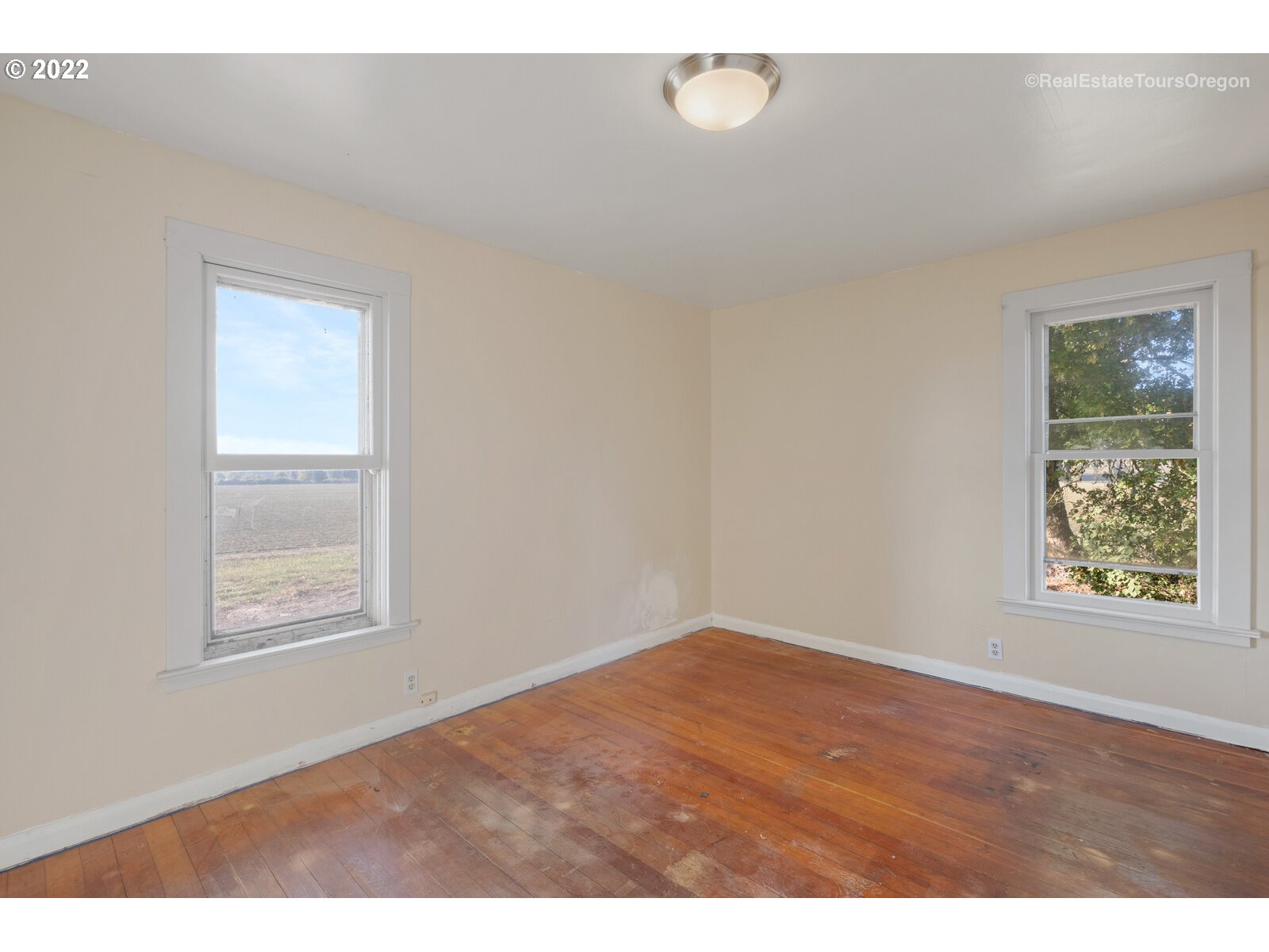 7595 Northeast Hendricks Road Carlton, OR 97111 - Photo 10 of 32 Gallery Image 10