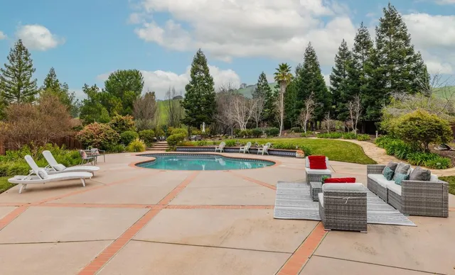 $3,089,900 | 3463-3463 Meadowlands Lane, San Jose, CA 95135